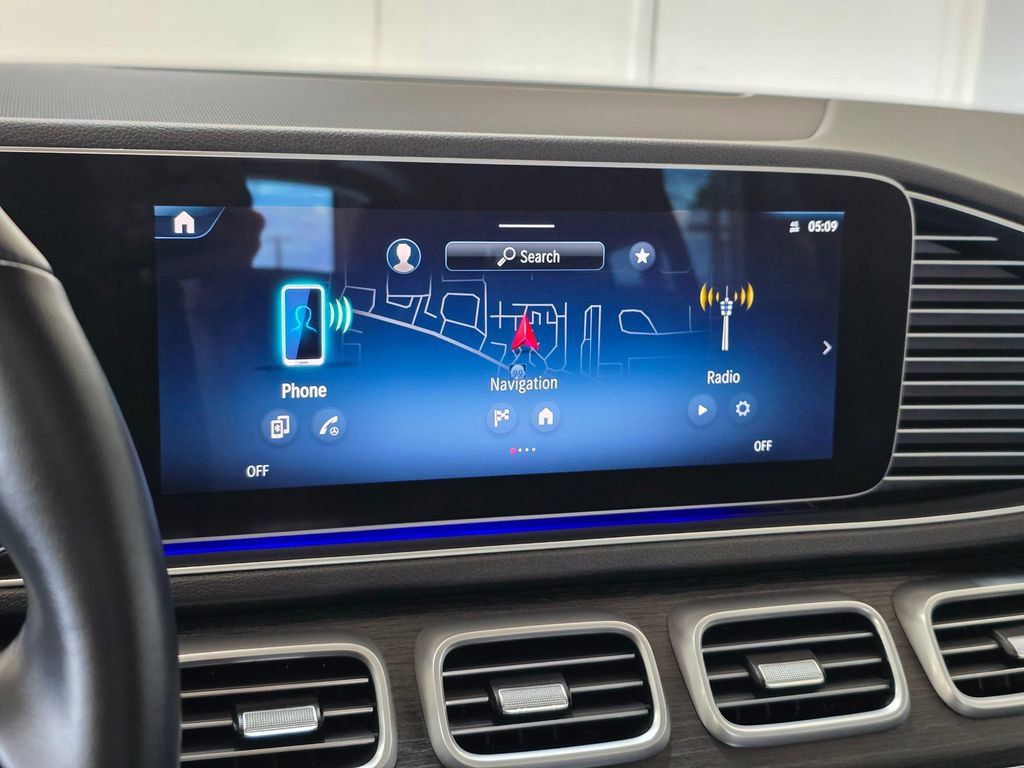Used 2025 Mercedes-Benz GLE 350 4MATIC image 13