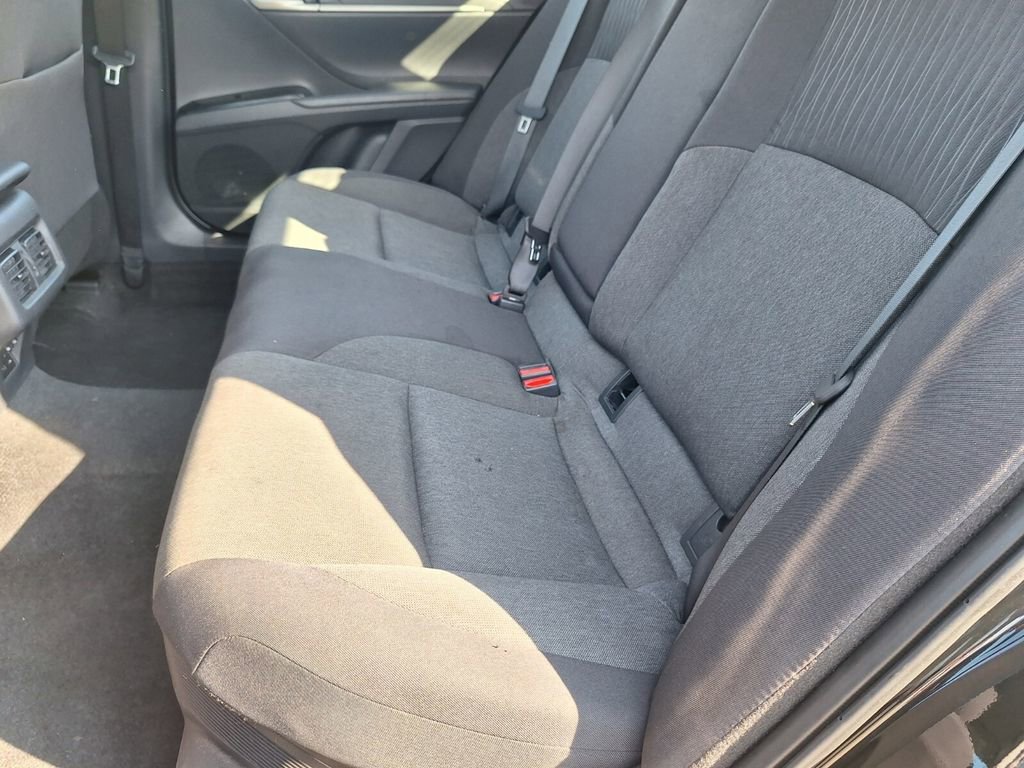 Used 2025 Toyota Camry LE image 22