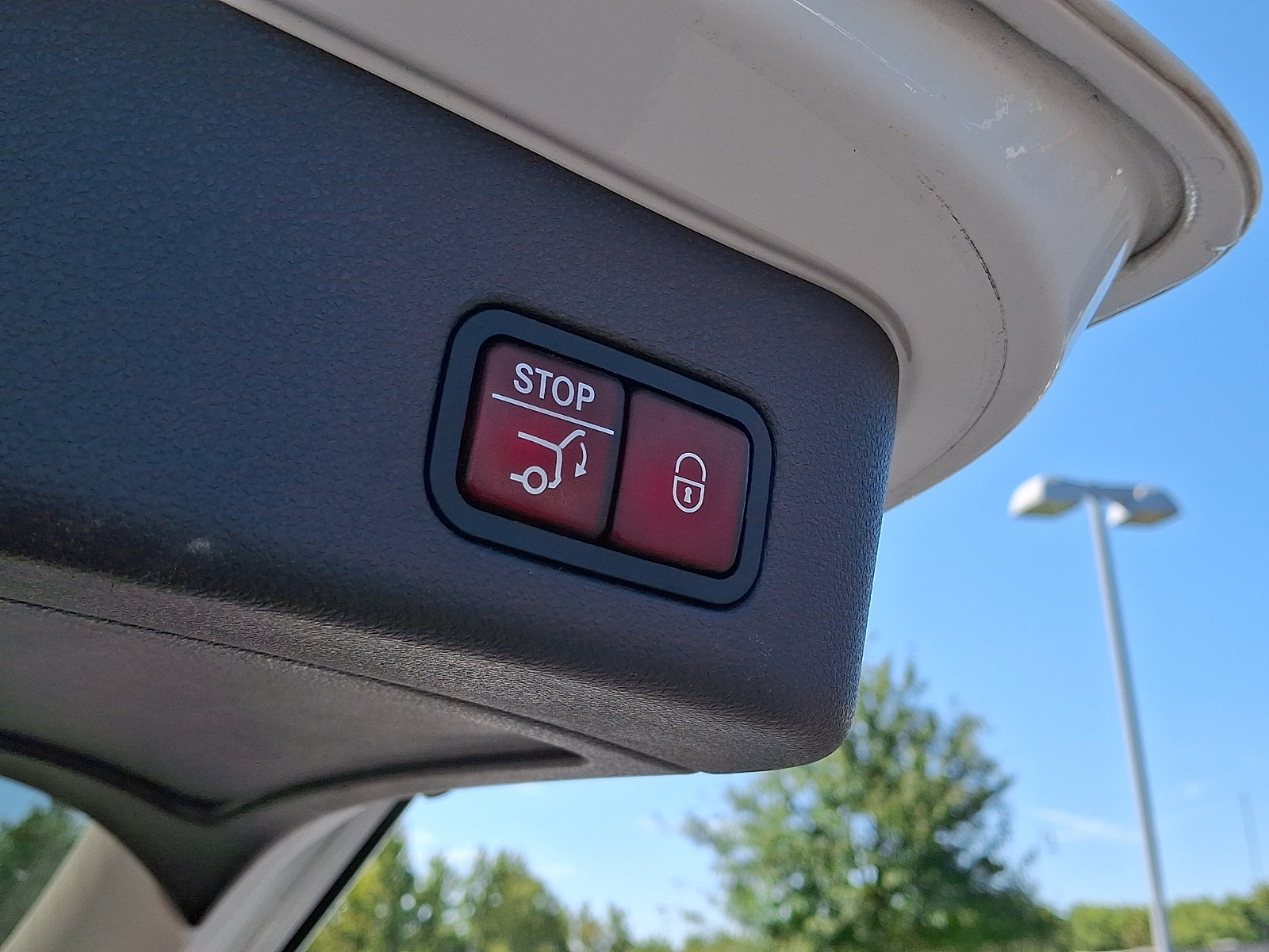 Used 2018 Mercedes-Benz GLE 350 4MATIC image 31