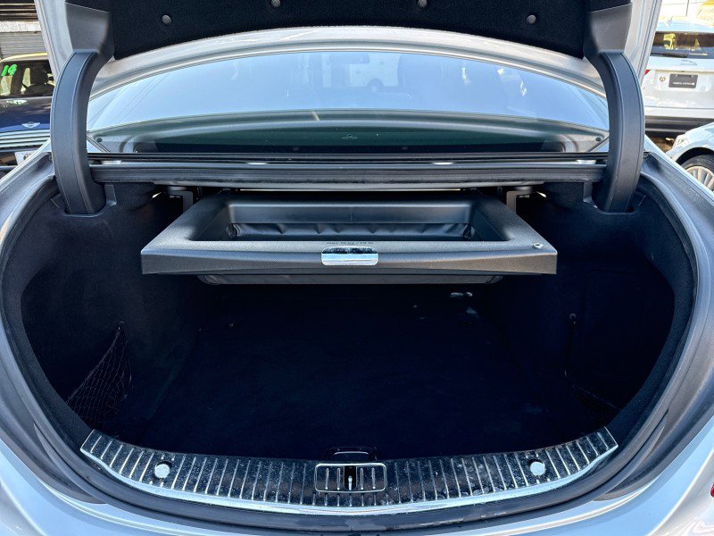 Used 2015 Mercedes-Benz S 550 4MATIC Sedan image 38