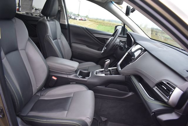 Used 2020 Subaru Outback Onyx Edition XT w/ Popular Package #2 AWD/4WD image 15