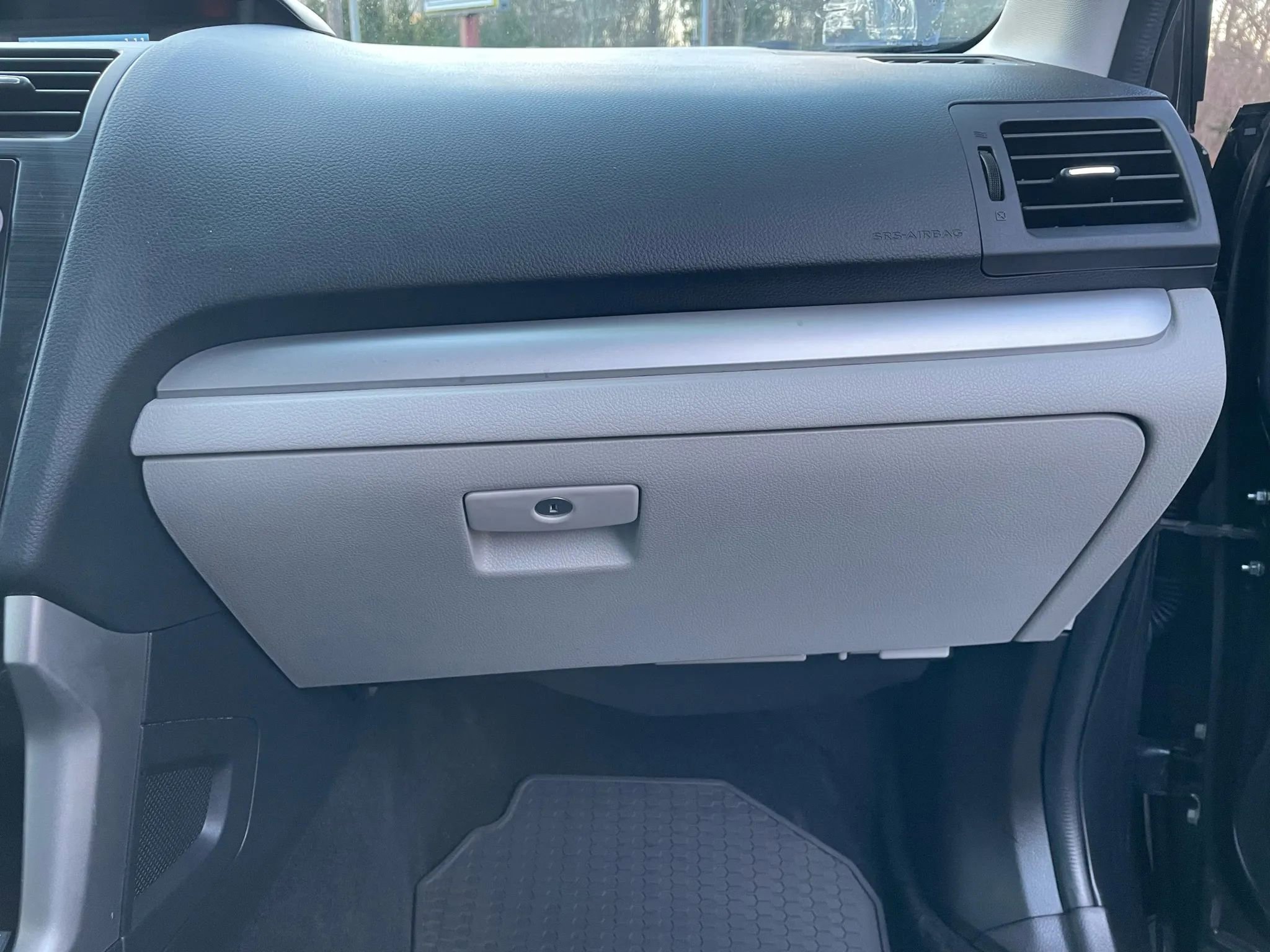 Used 2015 Subaru Forester 2.5i Premium w/ All-Weather Package image 31