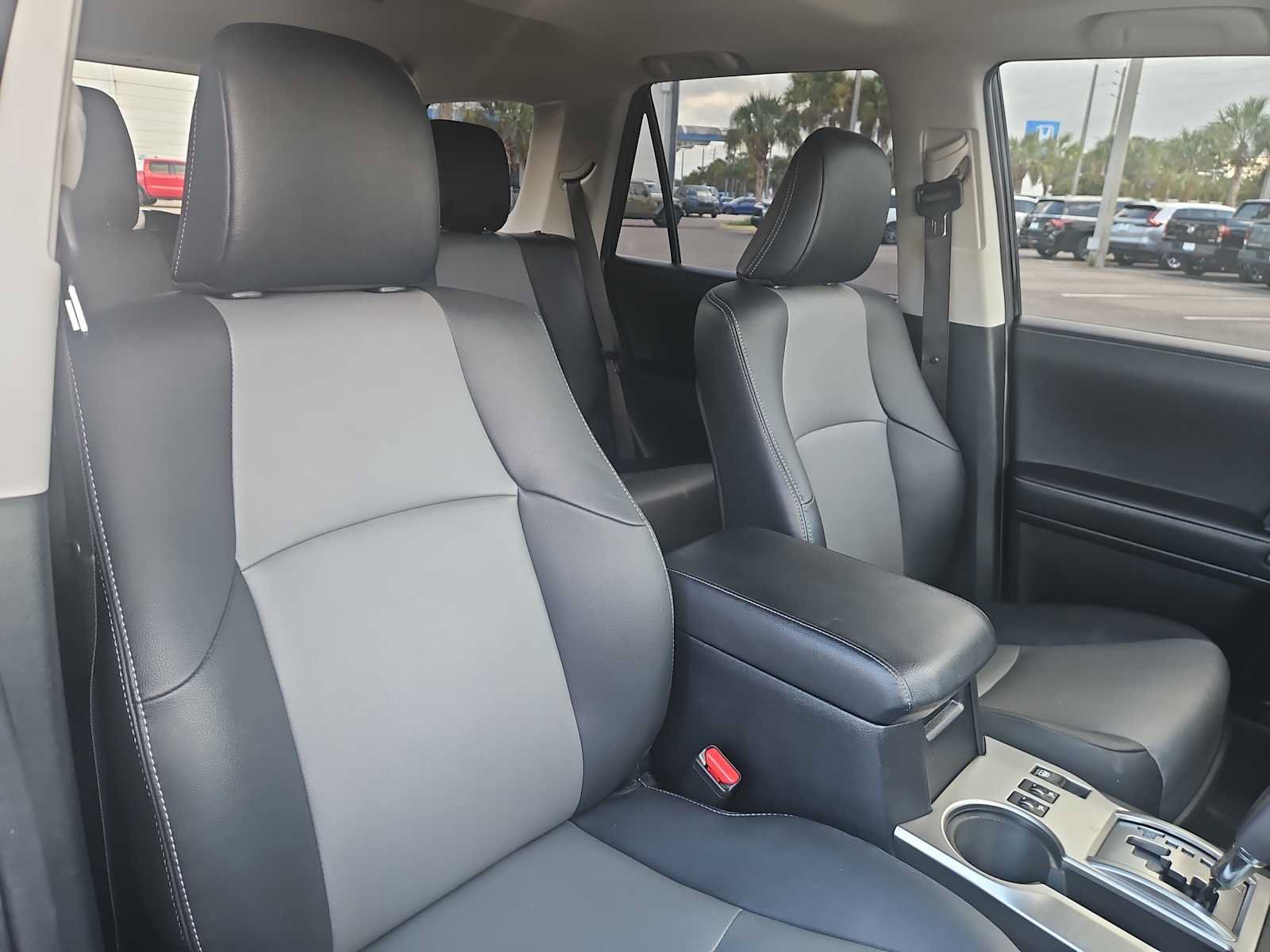 Used 2021 Toyota 4Runner SR5 Premium w/ Moonroof Package RWD image 26