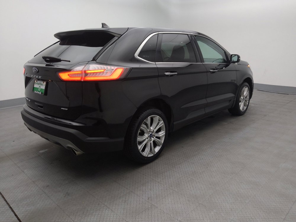 Used 2022 Ford Edge Titanium w/ Equipment Group 301A image 9