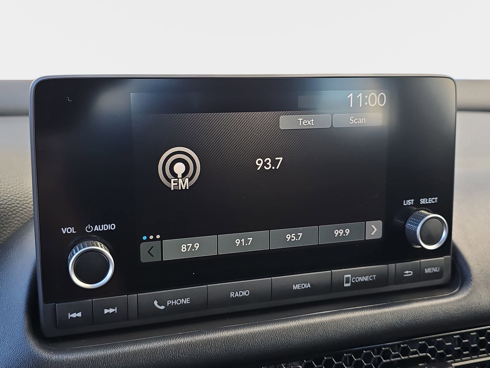 Certified 2023 Honda HR-V LX image 23