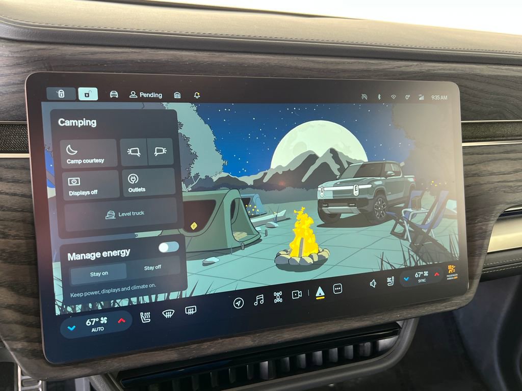 Used 2023 Rivian R1T Adventure image 35