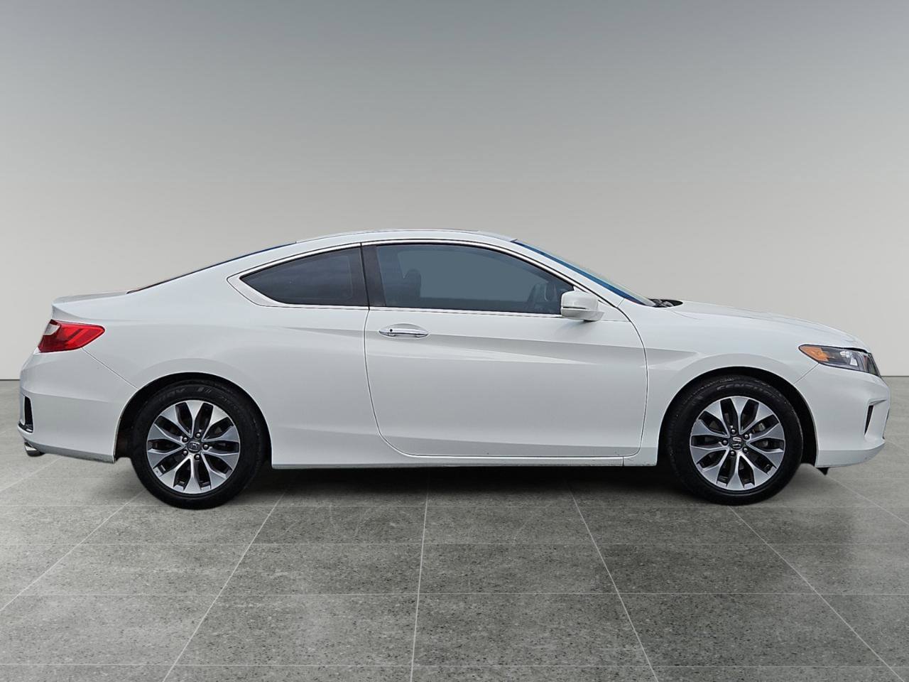 Used 2014 Honda Accord EX image 8