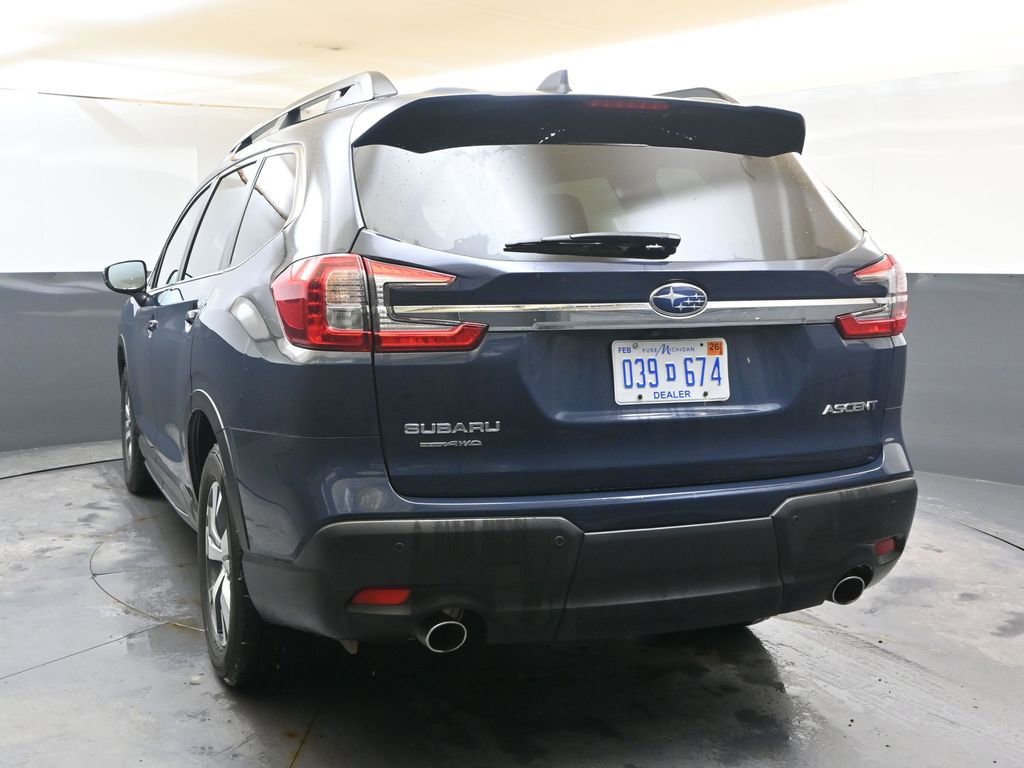 Used 2024 Subaru Ascent Premium w/ Convenience Package image 4