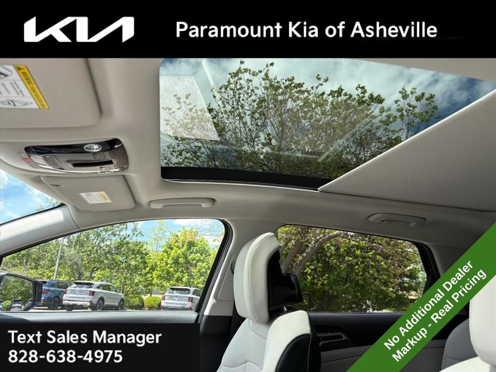 New 2026 Kia Sportage EX w/ EX Panoramic Sunroof Package AWD/4WD image 13