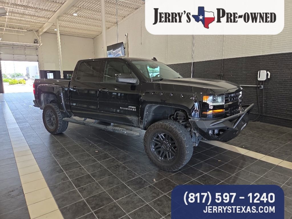 Used 2018 Chevrolet Silverado 1500 LT w/ All Star Edition AWD/4WD image 4