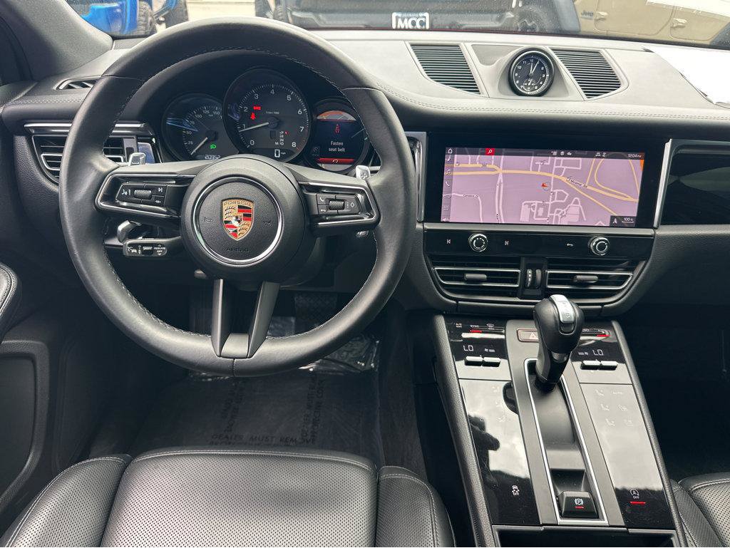 Used 2024 Porsche Macan w/ Premium Plus Package AWD/4WD image 20