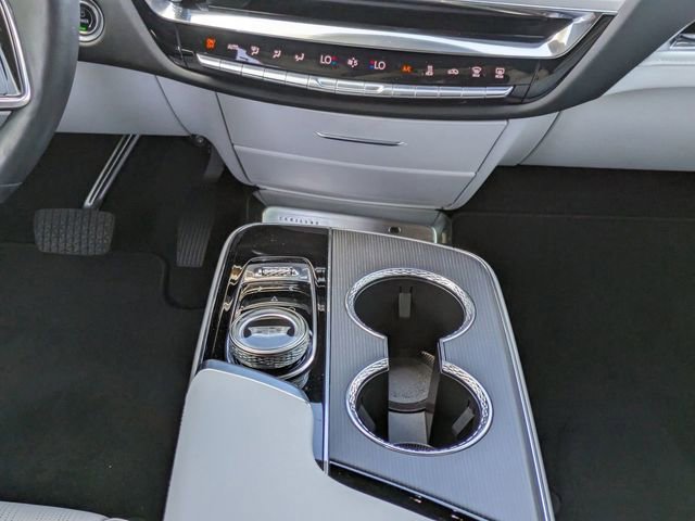 Used 2025 Cadillac Lyriq Luxury RWD image 20