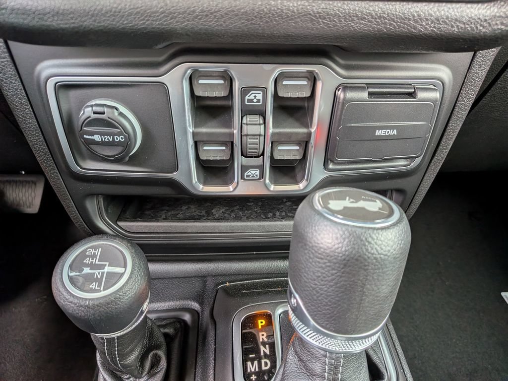 New 2026 Jeep Wrangler Unlimited Sport AWD/4WD image 32