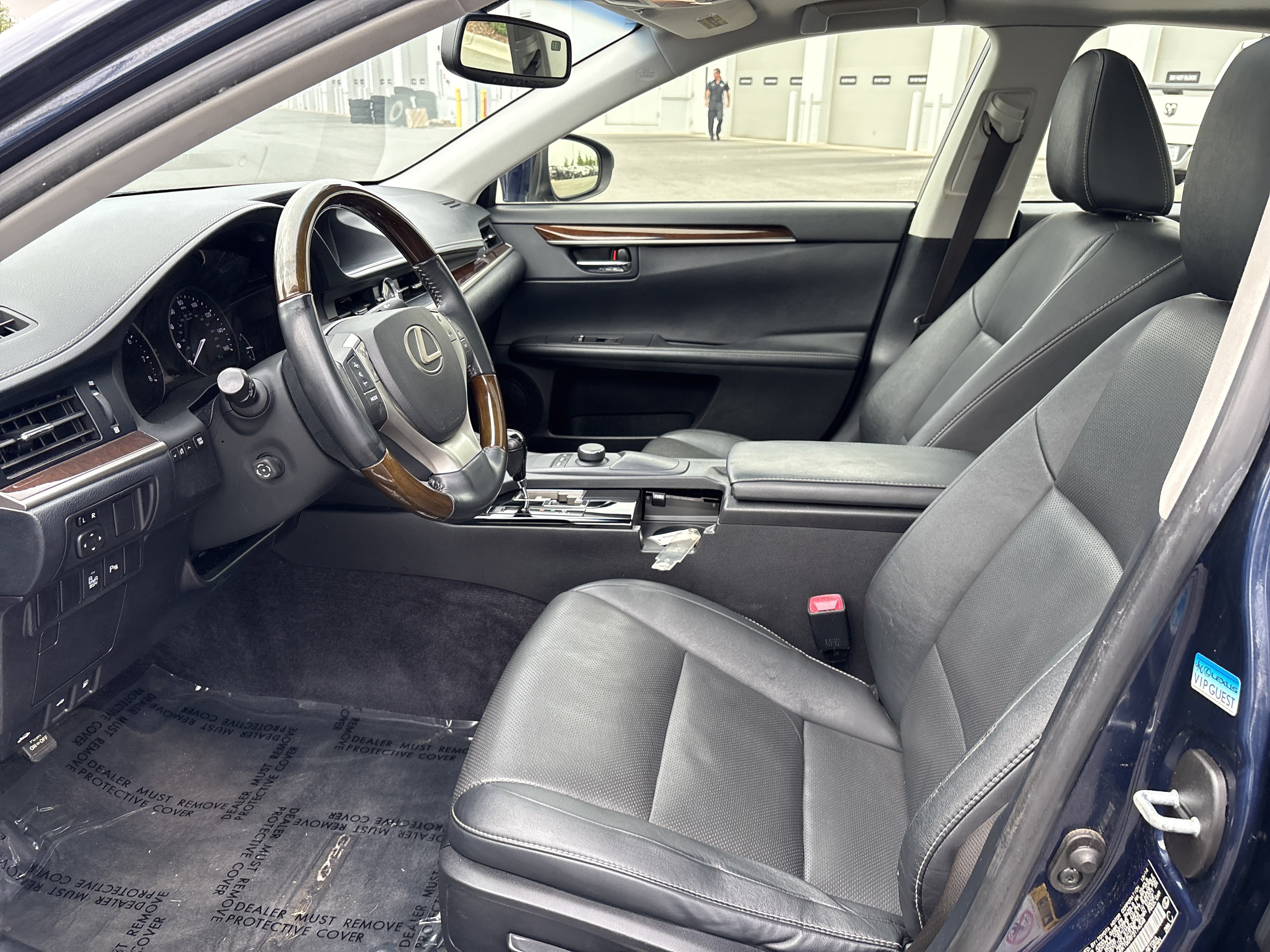 Used 2015 Lexus ES 350 w/ Premium Package FWD image 18