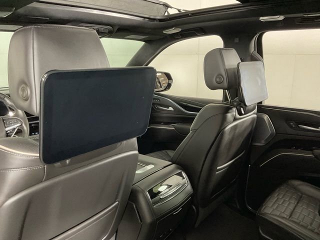 Used 2024 Cadillac Escalade ESV V w/ LPO, ONYX Package image 24