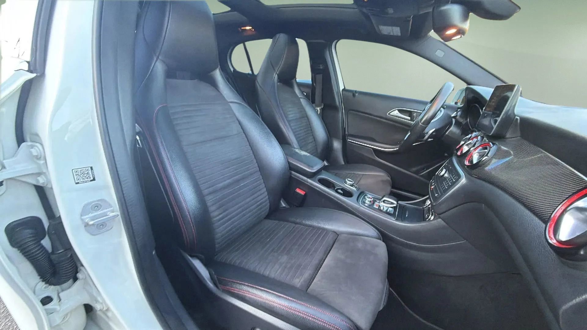 Used 2017 Mercedes-Benz GLA 45 AMG 4MATIC image 17