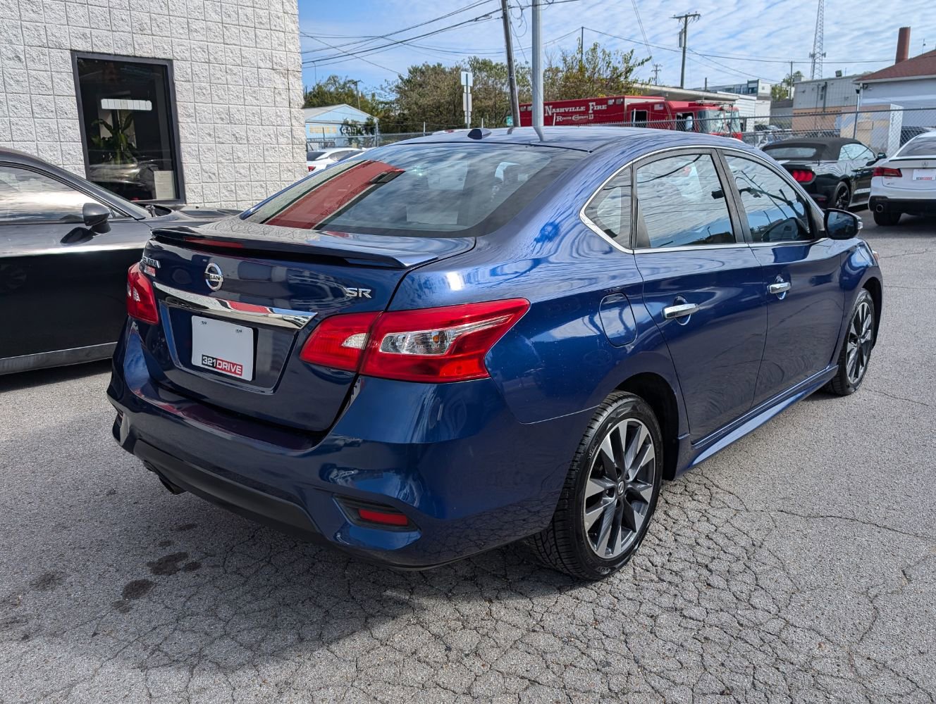 Used 2019 Nissan Sentra SR image 6
