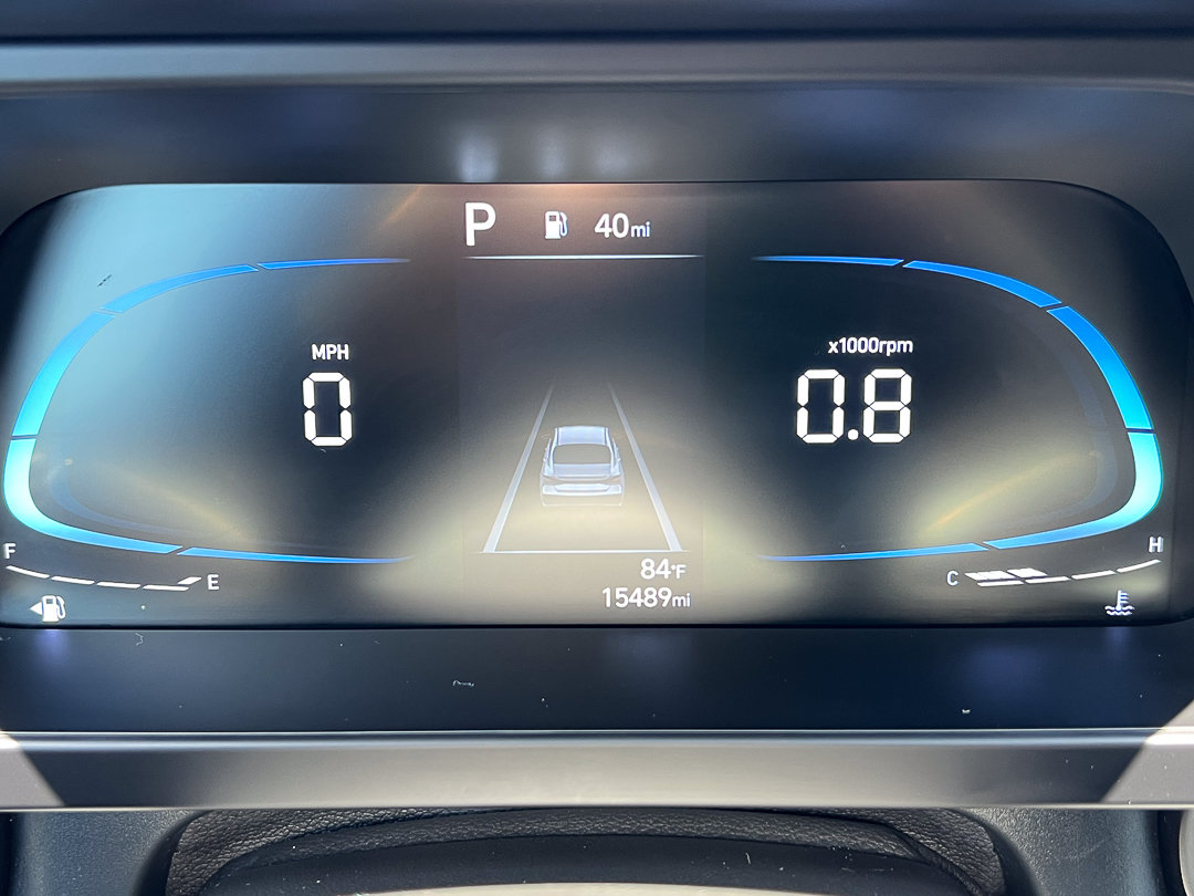 Used 2025 Hyundai Elantra Sport FWD image 12