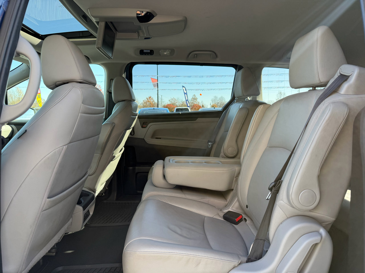 Used 2018 Honda Odyssey EX-L image 17