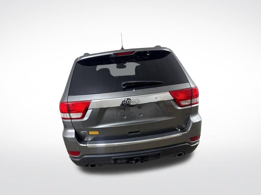 Used 2013 Jeep Grand Cherokee Overland w/ Trailer Tow Group IV RWD image 6