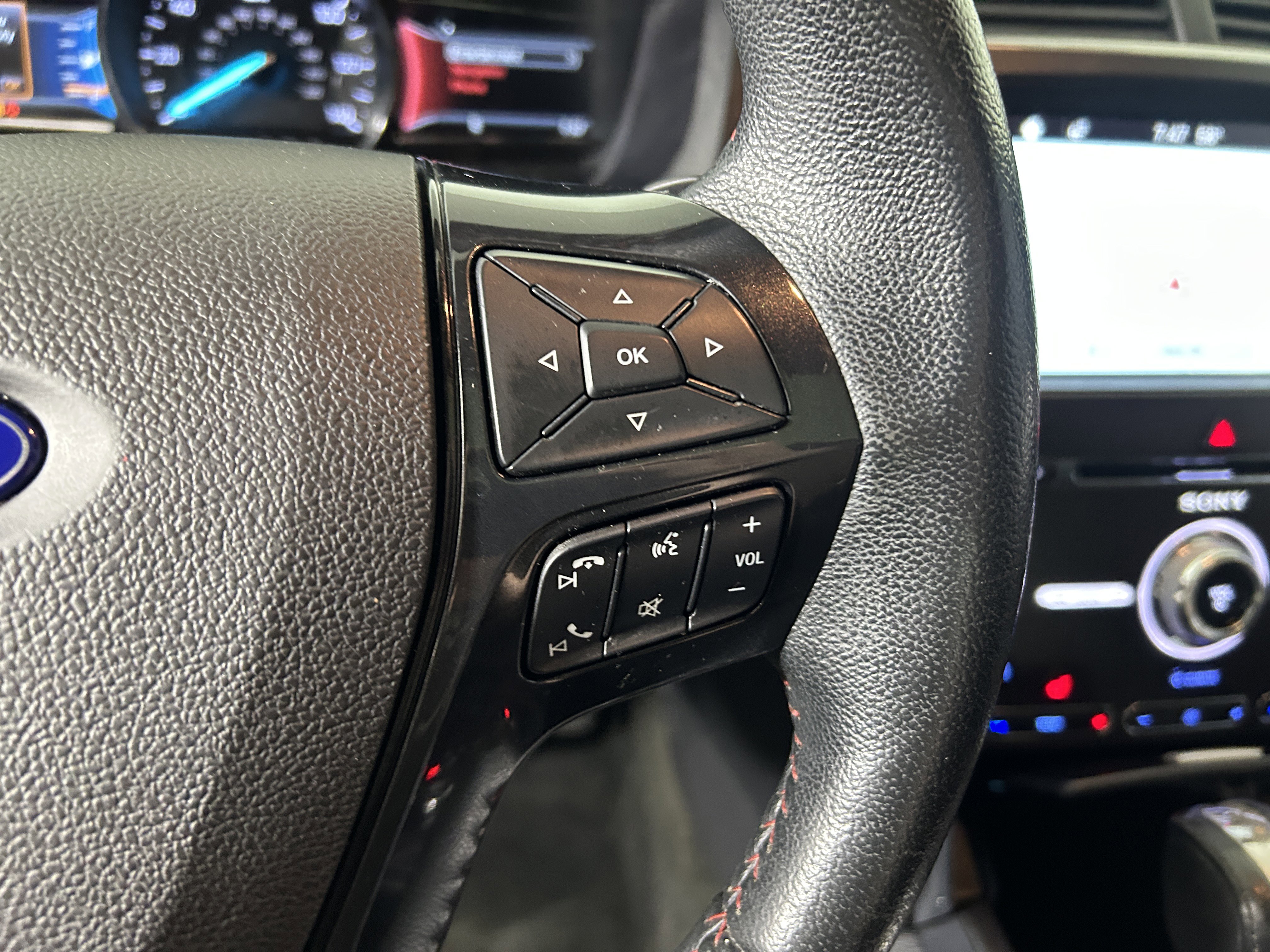 Used 2017 Ford Explorer Sport AWD/4WD image 16