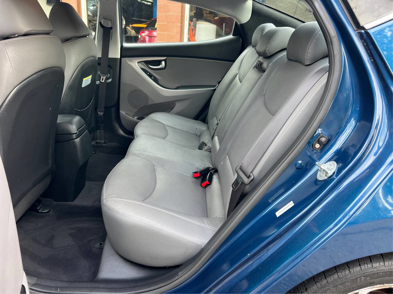 Used 2014 Hyundai Elantra Limited FWD image 10