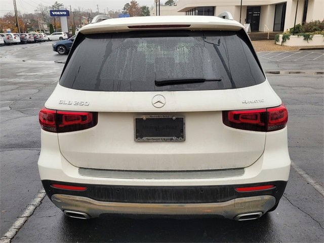 Used 2023 Mercedes-Benz GLB 250 4MATIC image 4