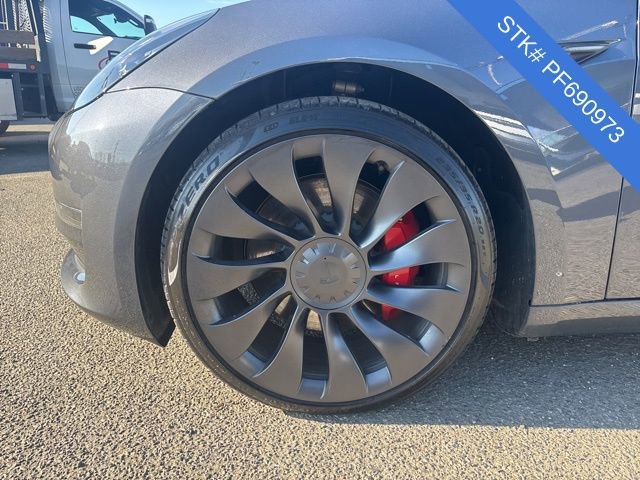 Used 2023 Tesla Model 3 Performance image 4
