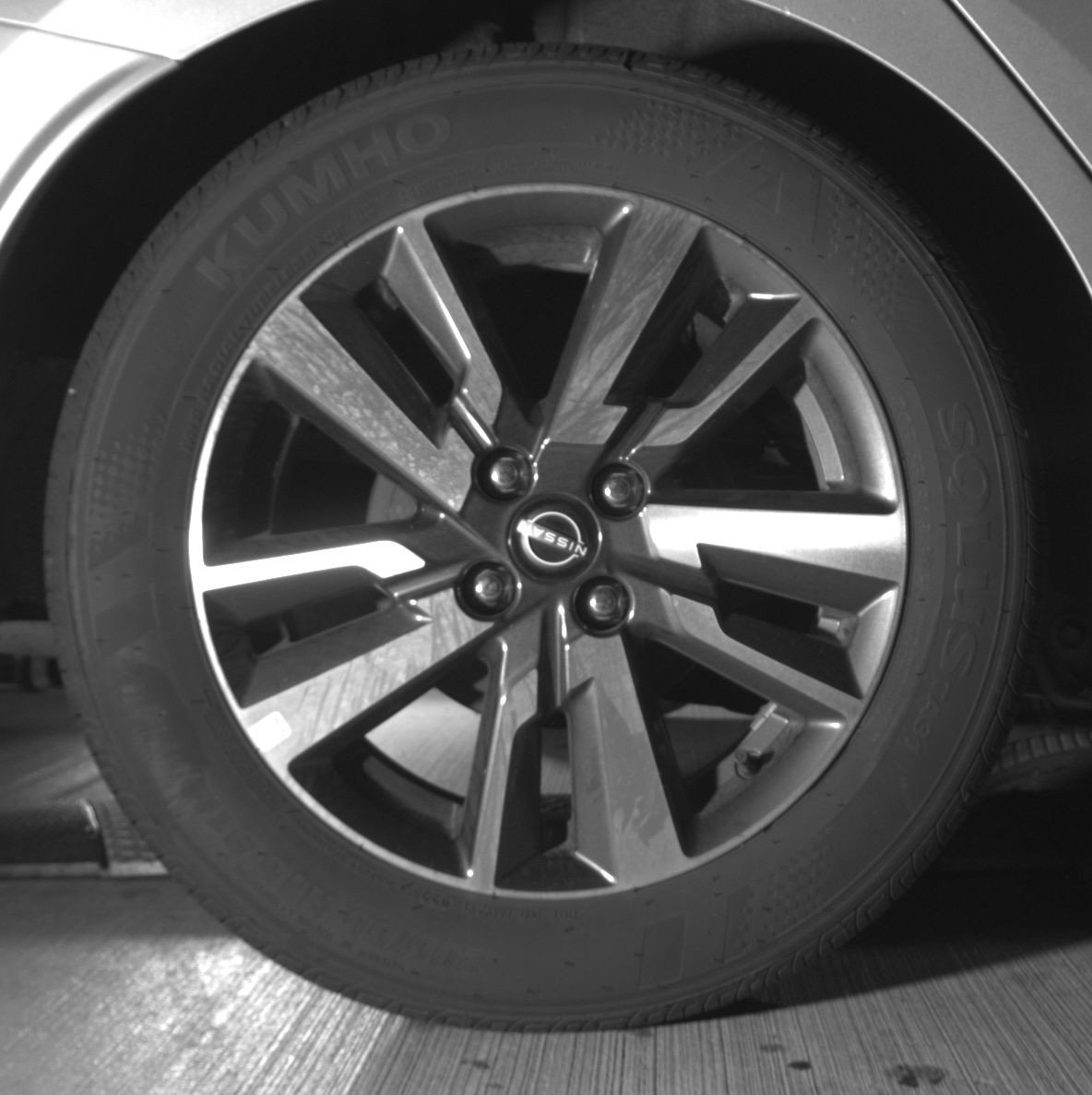 Used 2025 Nissan Versa SV image 15