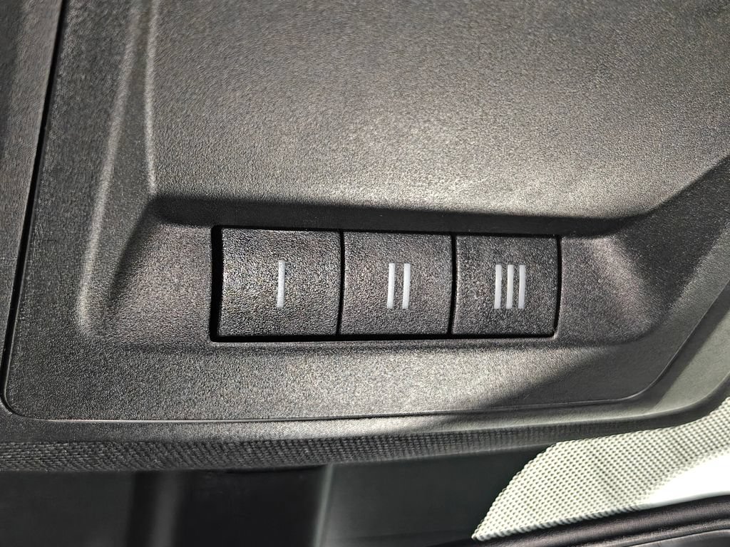 Used 2017 RAM 2500 Limited AWD/4WD image 12