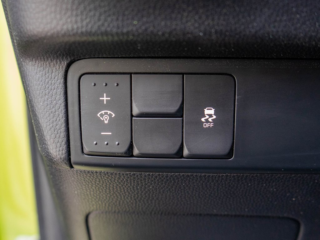 Used 2016 Kia Soul image 17