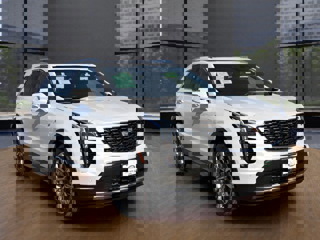 Used 2022 Cadillac XT4 Premium Luxury w/ Enhanced Visibility Package image 10