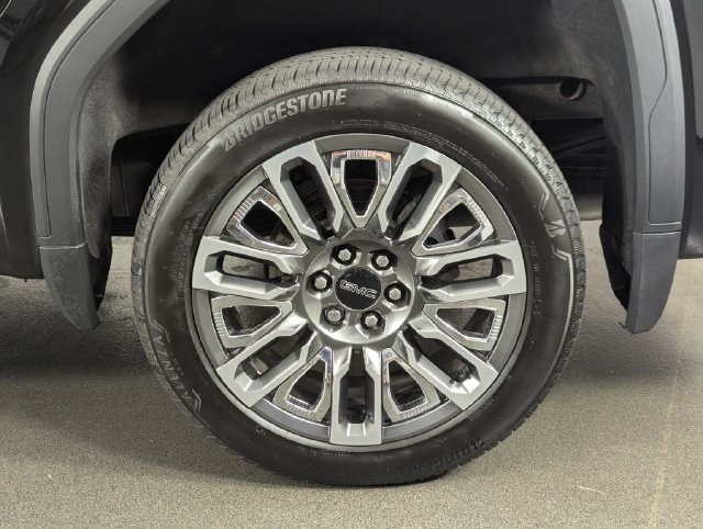 Used 2025 GMC Sierra 1500 Denali Ultimate AWD/4WD image 12