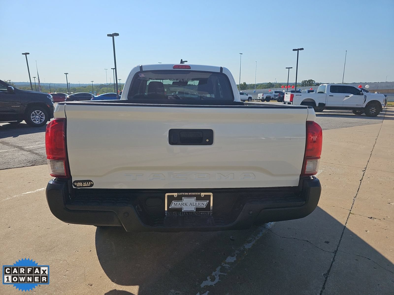 Used 2023 Toyota Tacoma SR RWD image 5
