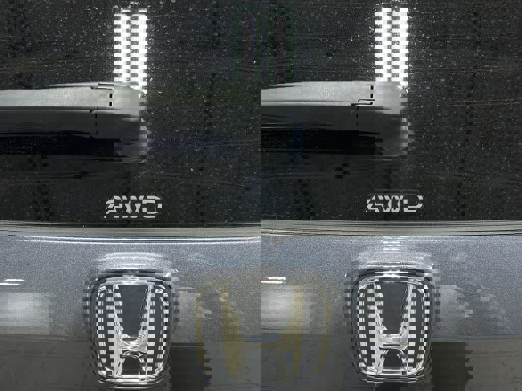 Used 2025 Honda CR-V Sport-L image 28