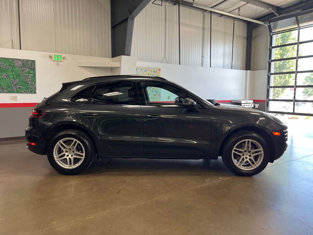 Used 2017 Porsche Macan image 4
