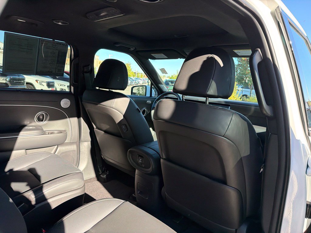 Used 2026 Hyundai Palisade Calligraphy AWD/4WD image 14