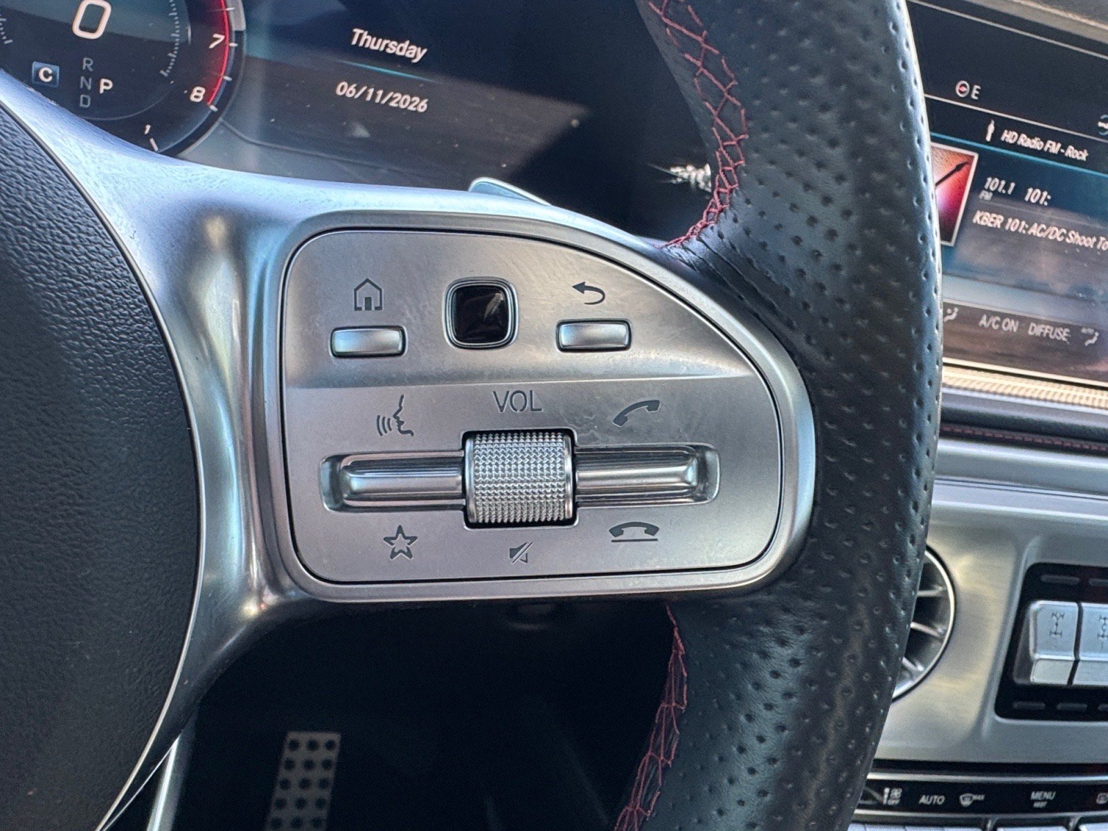 Used 2021 Mercedes-Benz G 550 image 18