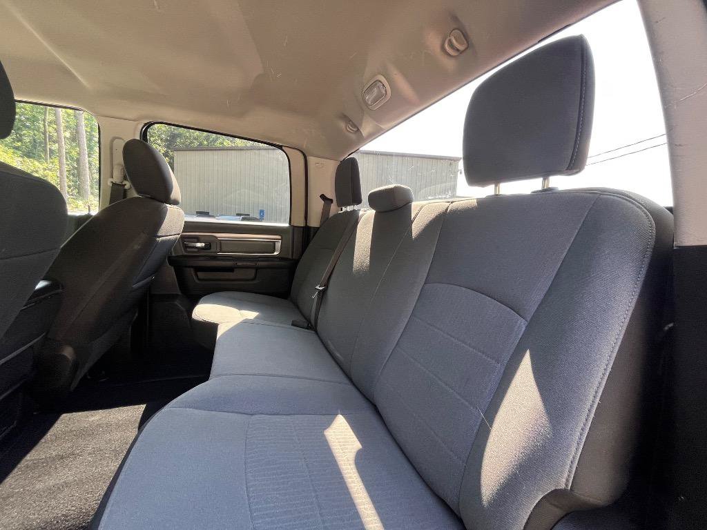 Used 2021 RAM 1500 Classic SLT RWD image 24