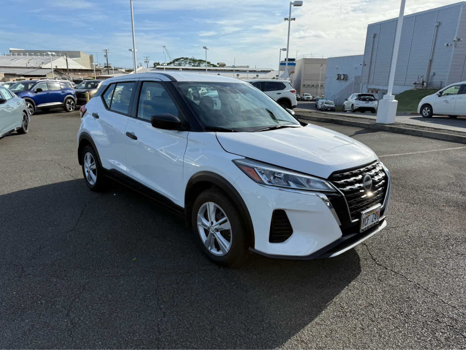 Used 2025 Nissan Kicks Play S FWD image 2