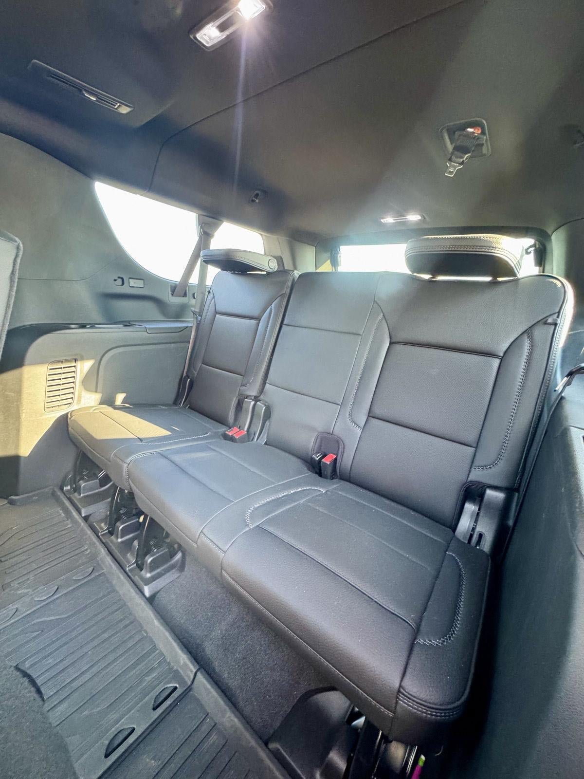 Used 2023 GMC Yukon XL Denali AWD/4WD image 10