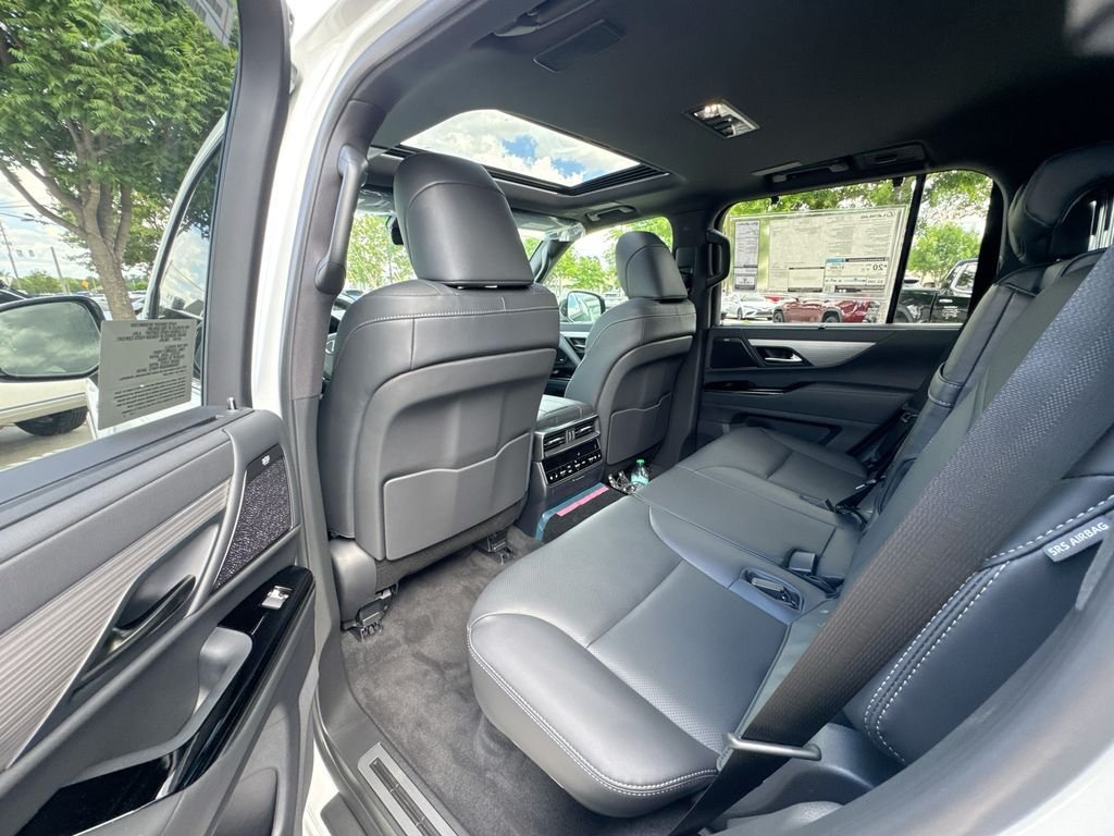 New 2026 Lexus LX 700h F Sport AWD/4WD image 31