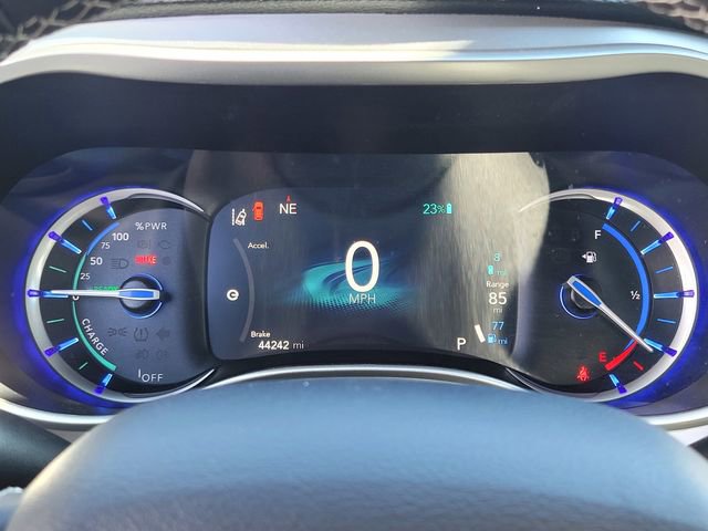 Used 2024 Chrysler Pacifica Select image 25