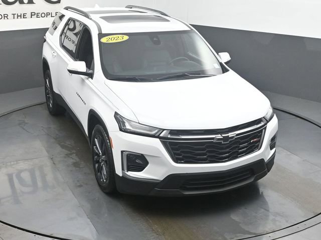 Used 2023 Chevrolet Traverse RS w/ LPO, Floor Liner Package image 49