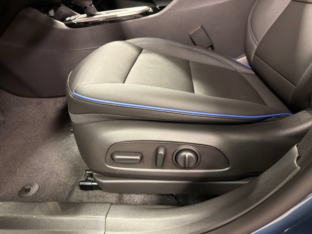 New 2026 Buick Envista Sport Touring w/ Convenience I Package FWD image 21