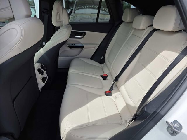 New 2026 Mercedes-Benz GLC 300 image 6