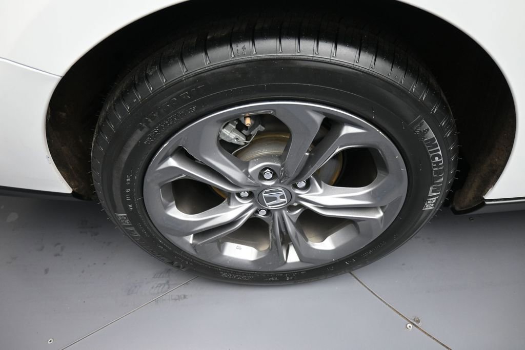 Certified 2023 Honda Accord EX image 12