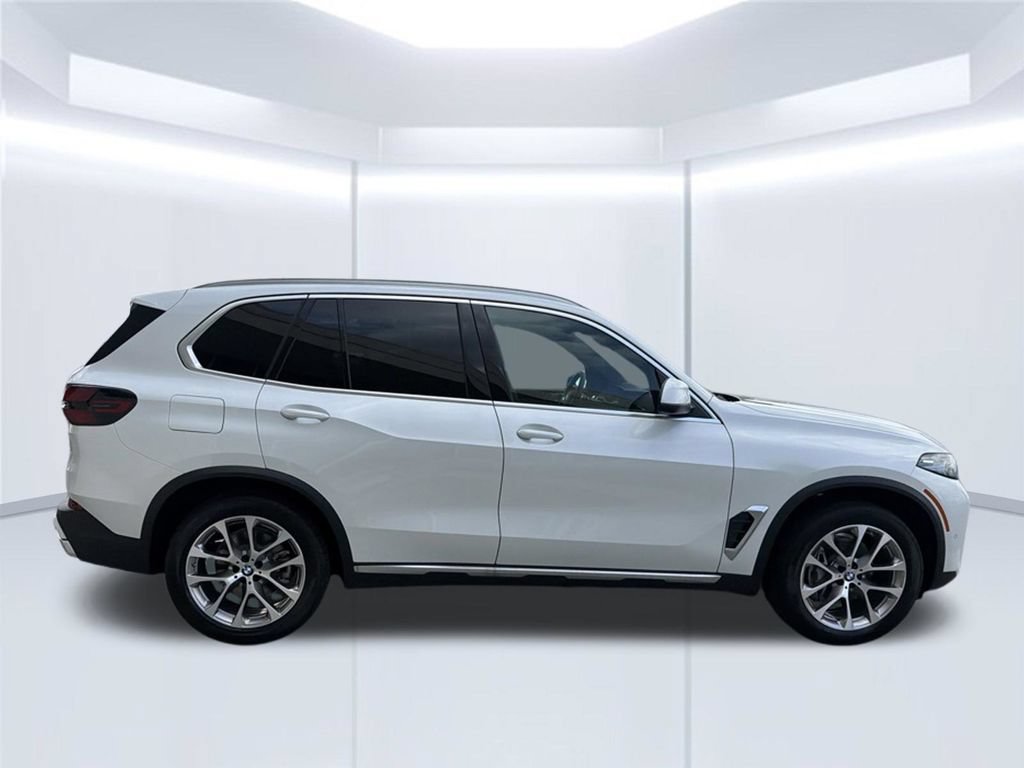 New 2026 BMW X5 sDrive40i w/ Premium Package RWD image 7