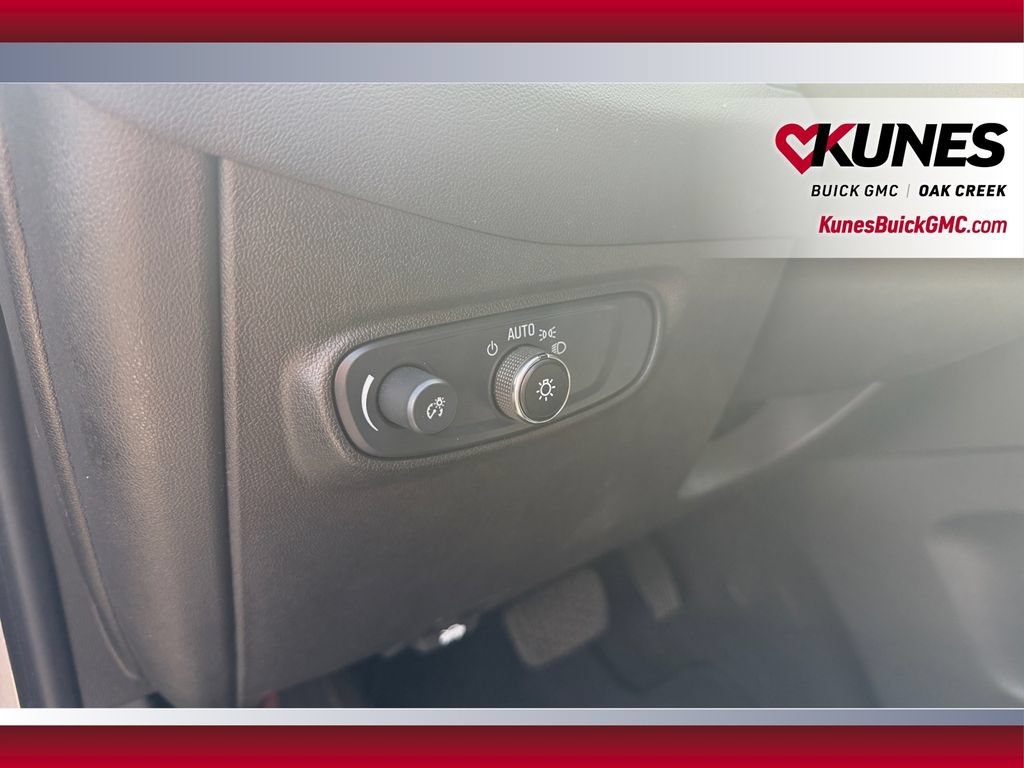 Used 2024 Chevrolet Equinox LT AWD/4WD image 19