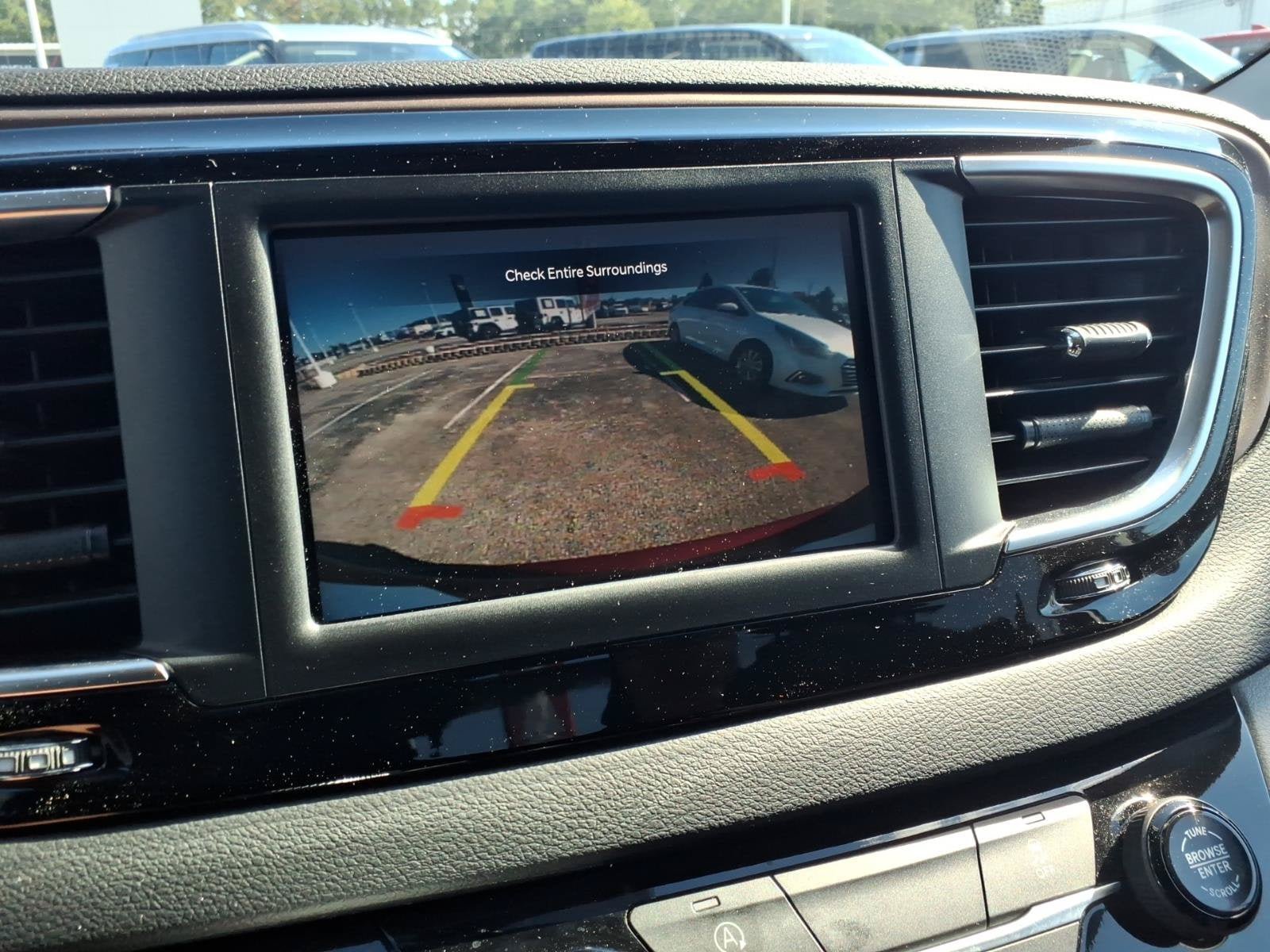 Used 2023 Chrysler Voyager LX FWD image 20